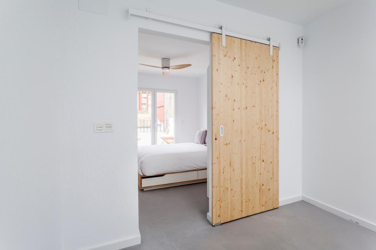Three Floor House With Terrace Villa Валенсия Екстериор снимка